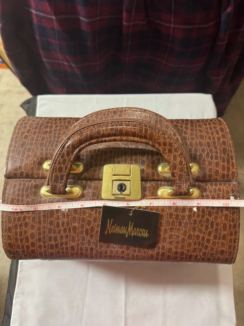 Vintage Neiman Marcus Bentony  Croc-Embossed Toiletry Vanity Case — SEE NOTES